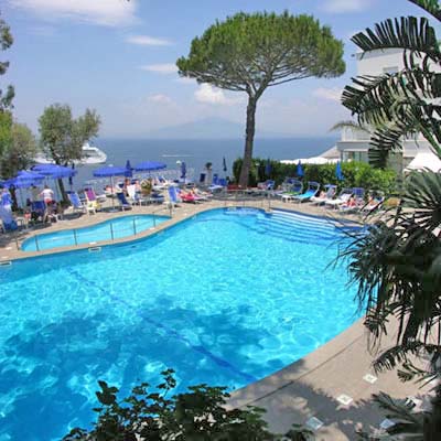 Grand Hotel Riviera Sorrento - The swimming pool (photo: Virtual Trends - Sorrento)